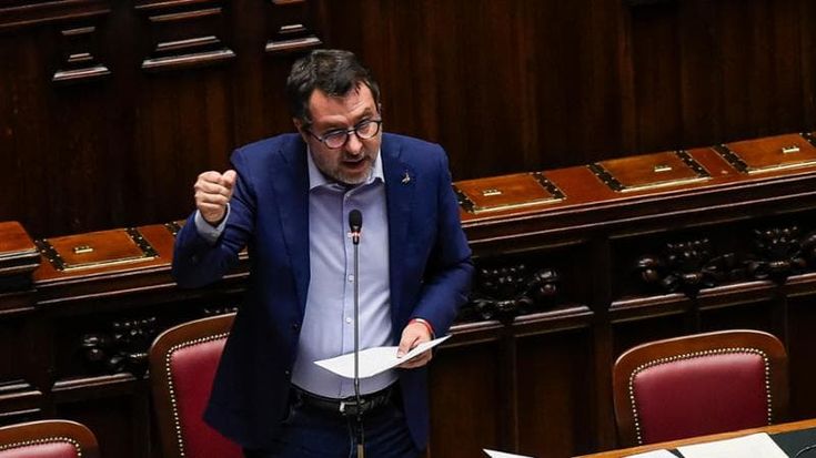 Ipotesi elezioni a maggio, anche Salvini disponibile in cambio dell’autonomia