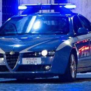 Coppia di novantenni trovata morta in casa a Milano