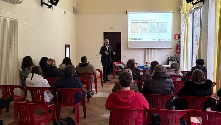 Prove di Medicina, la controffensiva: “Irregolarità del Cineca”