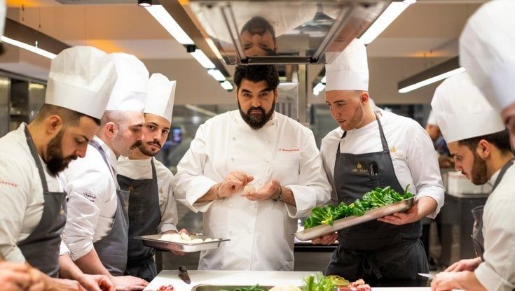 Ladri nel Bistrot Cannavacciuolo, nel bottino tablet e quattro bottiglie di champagne
