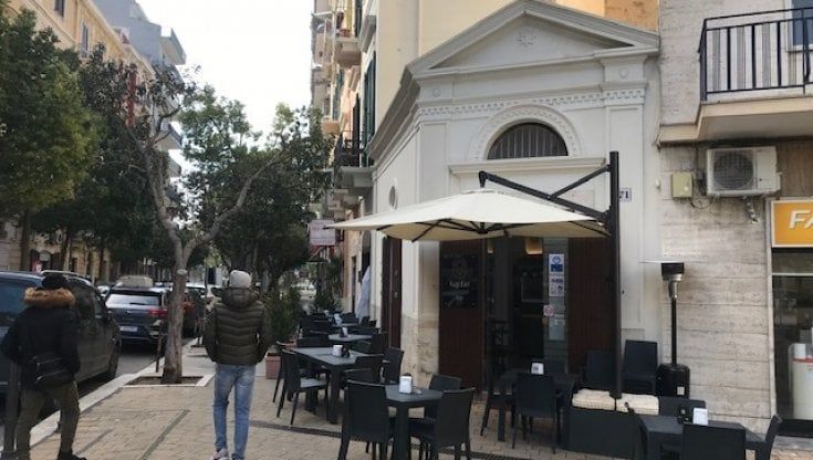 Bari, un bar nella chiesa sconsacrata del Murattiano: "Qui un punto di ritrovo storico fra centro e città vecchia"