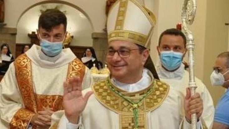 Papa Leone XIV era atteso il 12 maggio dal vescovo salentino Viva: “Accordo precedente al conclave”