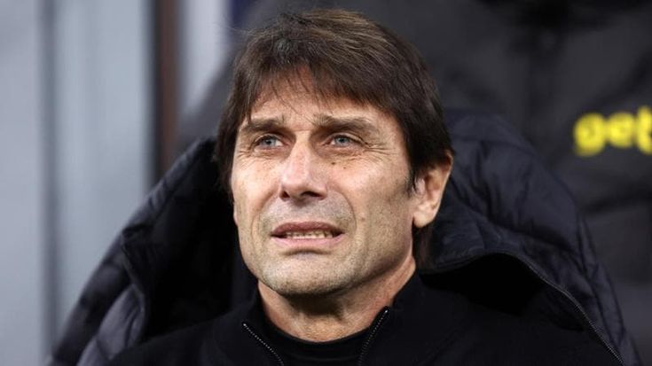 Conte, il Napoli torna alla carica: Pioli in stand-by. Milan, il favorito resta Conceicao