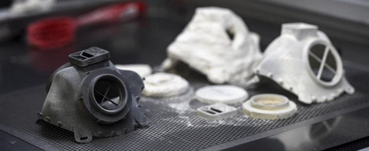 E la Skoda produce mascherine FFP3 con stampa 3D 