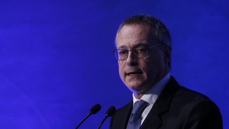 Bonomi: "200 euro non risolvono il problema". Landini: "Serve di più"