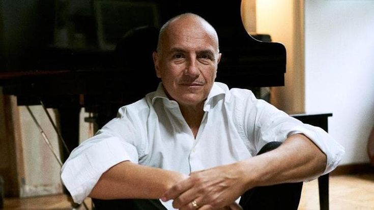 Danilo Rea: “Una volta il mio maestro mi disse, tu non sei un pianista sei il pianoforte. Fu un bel complimento”
