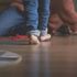I consigli per stare accanto a un nipote autistico. Primo fra tutti: non abbandonare i genitori