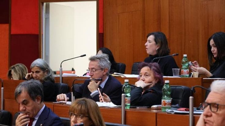Imu invariata nel 2025. E sul cinema Metropolitan appello per evitare lo sfratto