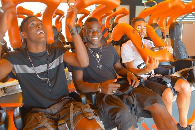 Balotelli, giornata di divertimento a Gardaland