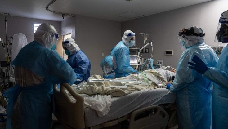Calano i residenti in Puglia e 100 milioni di fondi dello Stato rischiano di andare in fumo: penalizzata la Sanità