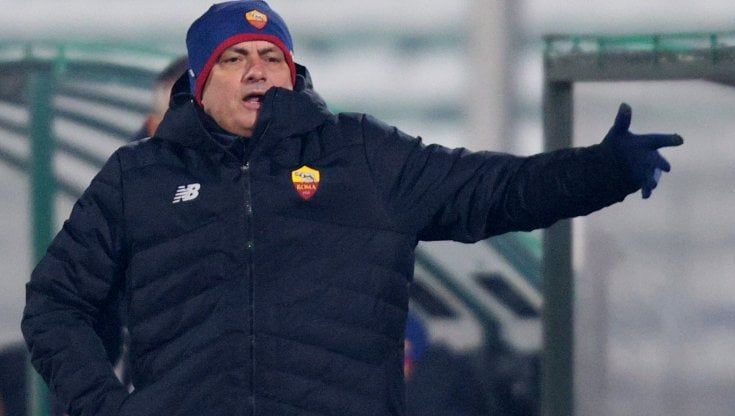 Roma, Mourinho: "Fortunati ad evitare gli spareggi"