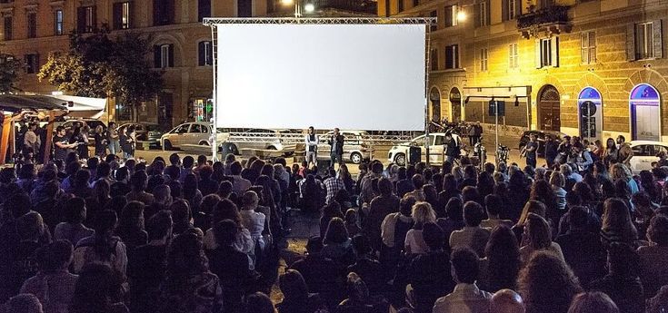Cinema America, al via l'arena: tutti in piazza per due mesi di film gratis