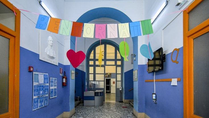 La scuola a distanza è un inganno