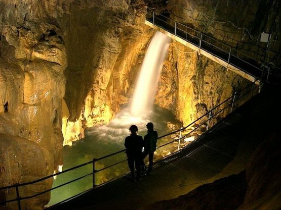 Alla scoperta delle grotte di Bossea