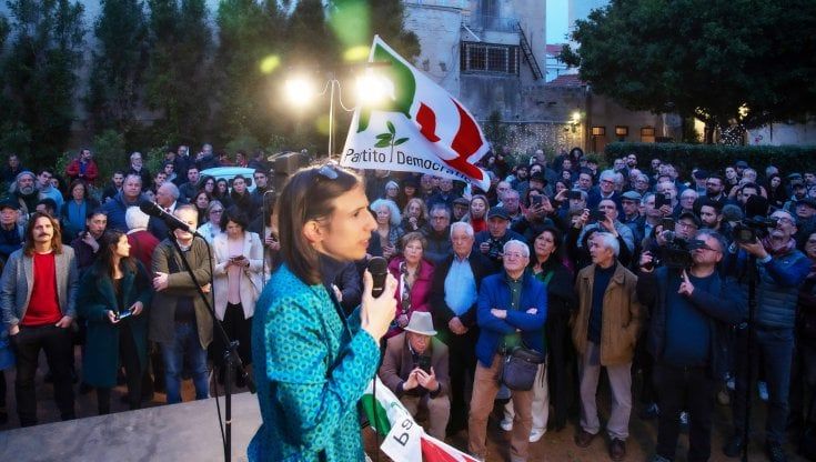 Sicilia, il risveglio delle periferie: “Con Schlein corsa alla tessera”