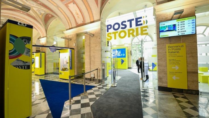 Poste accelera sui pagamenti digitali: una mostra a Roma celebra i 160 anni