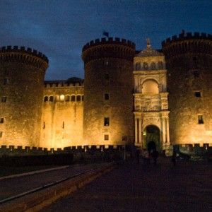 Maschio Angioino e Castel dell'Ovo al buio per "M'illumino di meno"