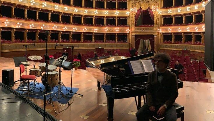 La Sicilia canta la pace: Analfino recluta musicisti per aiutare l'Ucraina