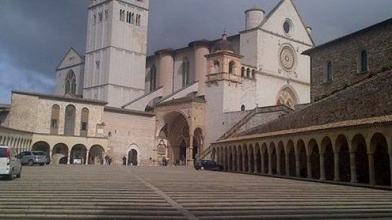 Assisi, nel convento sono 18 i positivi, tutti novizi