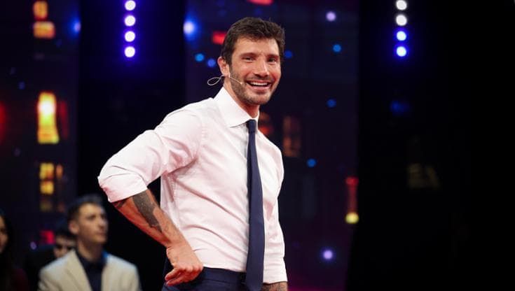 Video rubati, i legali di De Martino: “In beneficenza il risarcimento”