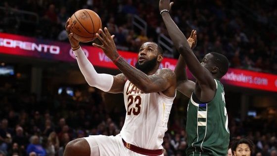 Basket, Nba: Cleveland ritrova il sorriso, Clippers ko senza Gallinari