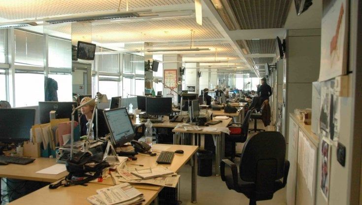 Giornalisti minacciati, intimiditi, denunciati, l’allarme di Ossigeno: troppi attacchi, l’informazione è a rischio