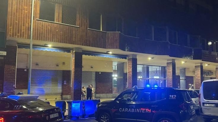 Moncalieri, sordomuta uccisa in casa a 78 anni. Il fratello malato si impicca: “Sono stato io”