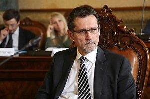 Abolire mamma e pap&agrave;? <br />Merola: "Stiamo valutando"