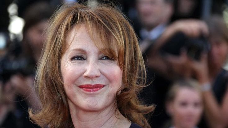 Nathalie Baye, morta a 77 l’attrice francese. Si batteva per cambiare la legge sul fine vita