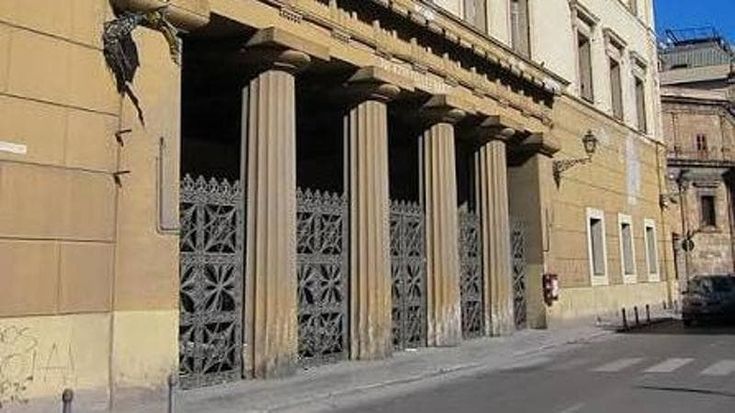 Alloggi e caffè letterario, il piano dell’Ateneo per il palazzo delle Finanze