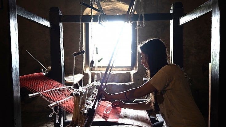 La via della seta italiana rinasce in Calabria. E piace ai brand del lusso