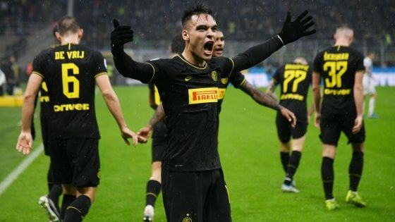 Inter-Spal 2-1, Lautaro Martinez firma vittoria e sorpasso in vetta alla Juve