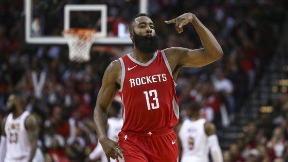 Basket, Nba: Harden travolge Cleveland, Oklahoma ancora ko