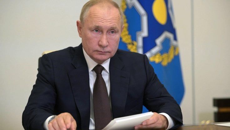 Energia, Putin attacca l'Europa: "Crisi è colpa di azioni affrettate". Ma Mosca aumenta le forniture