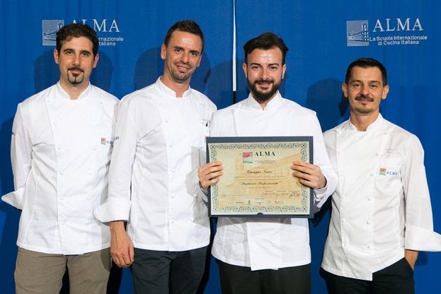 Alma, corso pasticceri: un parmigiano tra i migliori