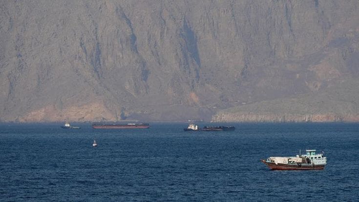 Hormuz, l’Iran si allarga. Trump: “Niente pedaggi, ci prenderemo l’uranio”