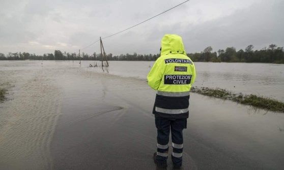 Piena del Po in arrivo in Emilia. "Stimata una quota di otto metri"