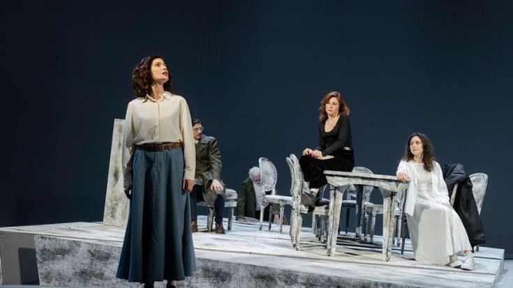 Ferracchiati: “Nelle Tre sorelle di Cechov la mia rivoluzione dei personaggi classici”