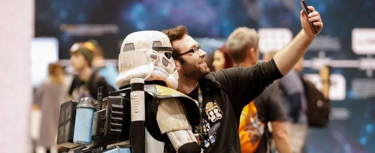'Star Wars Celebration', la gaffe dell'account Twitter ufficiale: "E voi da che parte state?"