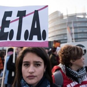 Ceta, il Parlamento Ue approva l'accordo commerciale tra Europa e Canada