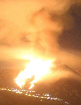 Vacamonica, incendio doloso manda in fumo 60 ettari di boschi e pascoli
