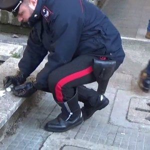 Roma, controlli ad alto impatto a San Basilio: sequestrate droga e armi