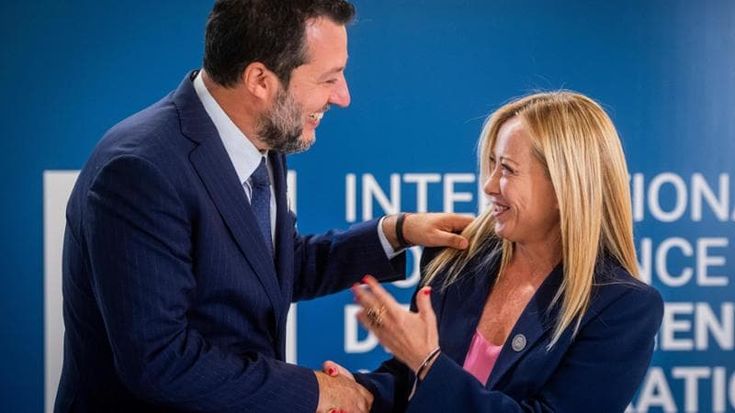 Europee, cosa si giocano Meloni e Salvini: la corsa all’egemonia sulla destra può minare la stabilità del governo