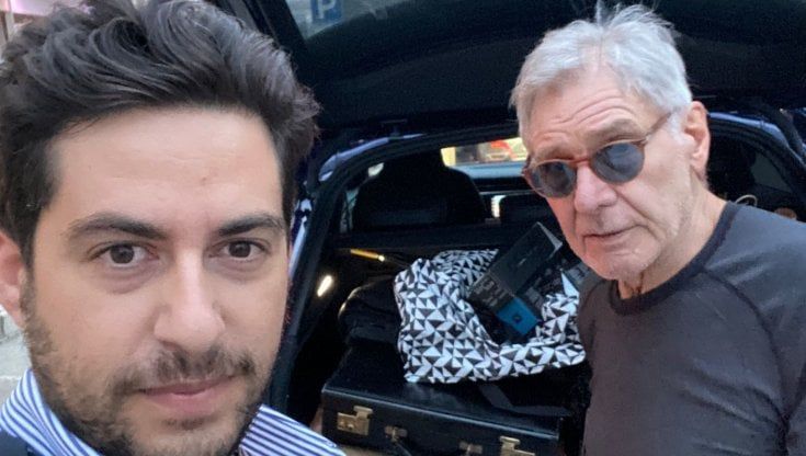 Harrison Ford in Sicilia: pizza a Paternò e gelato a Cefalù