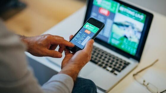 Scommesse illegali raddoppiate in un anno: dall’Asia all’Est Europa, centinaia di eventi sportivi manipolati