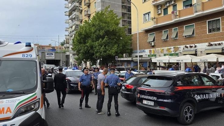 Sorpassa una Smart su viale Marconi e la conducente la picchia: “Mi ha rotto il naso”