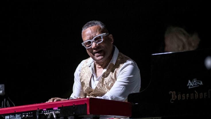 Gonzalo Rubalcaba, omaggio a Pino Daniele