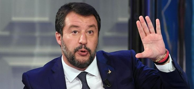 Tanto di cappellino