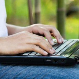 Tumore, fenomeno blog terapia. Condividere sul web esperienze, drammi e successi