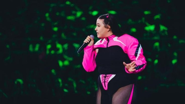 Asia Leva, la diciottenne di Sezze a X Factor strega i giudici (e il pubblico): per lei la prima standing ovation della stagione